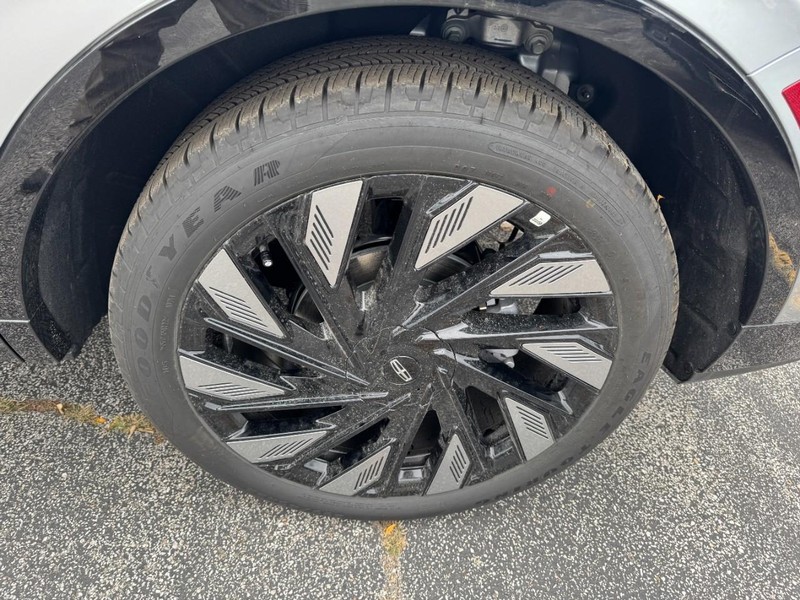 Lincoln Nautilus Vehicle Full-screen Gallery Image 27