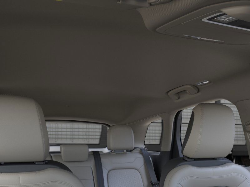 Lincoln Corsair Vehicle Full-screen Gallery Image 22