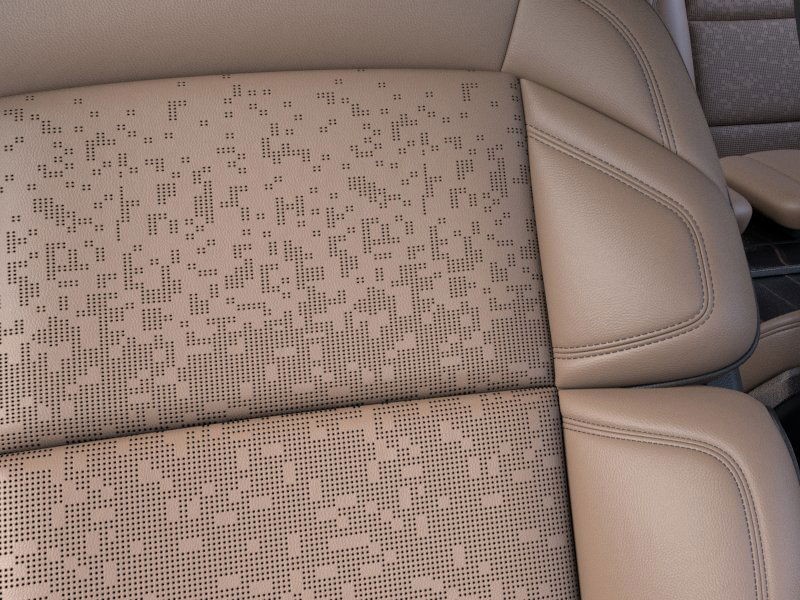 Lincoln Navigator L Vehicle Full-screen Gallery Image 16