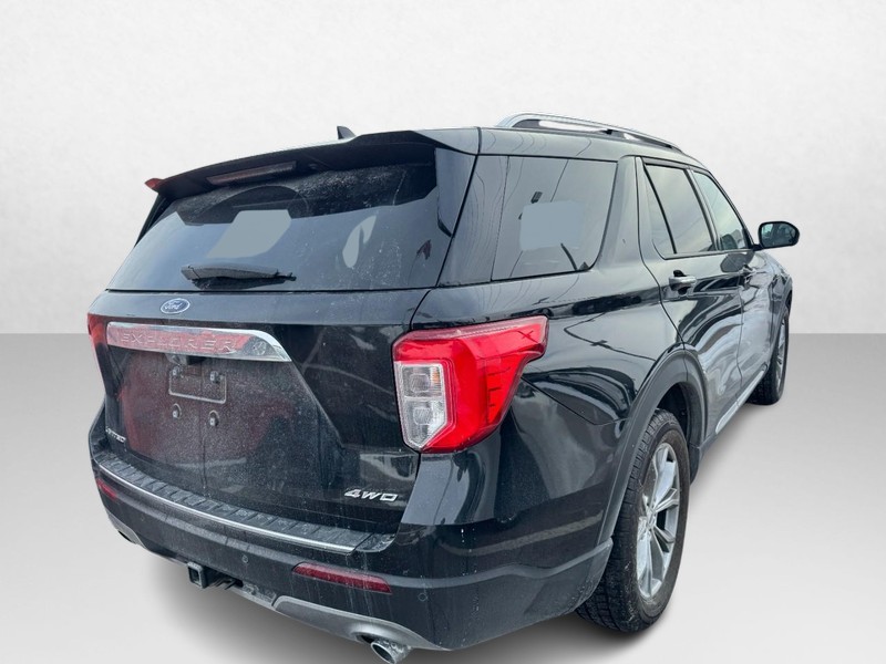 Ford Explorer Vehicle Full-screen Gallery Image 05