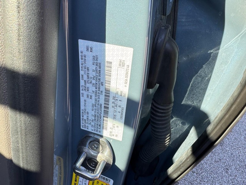 Lincoln Corsair Vehicle Full-screen Gallery Image 28