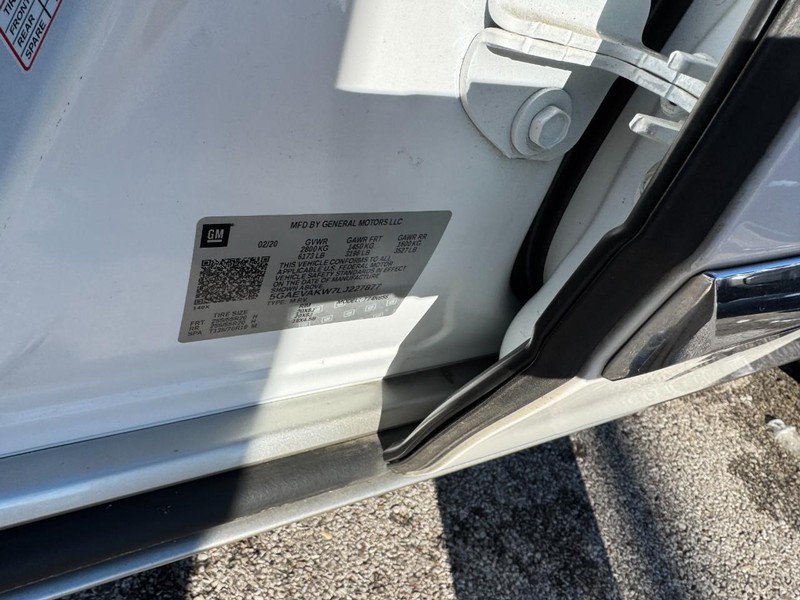 Buick Enclave Vehicle Full-screen Gallery Image 28