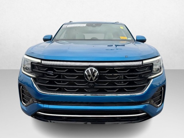 2025 Volkswagen Atlas Cross Sport 2.0T SEL Premium R-Line thumbnail image 02