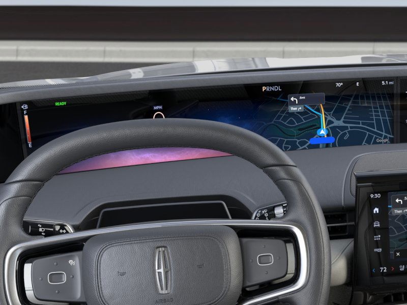 Lincoln Nautilus Vehicle Full-screen Gallery Image 13