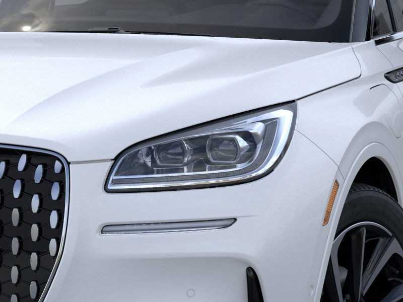 Lincoln Corsair Vehicle Full-screen Gallery Image 18