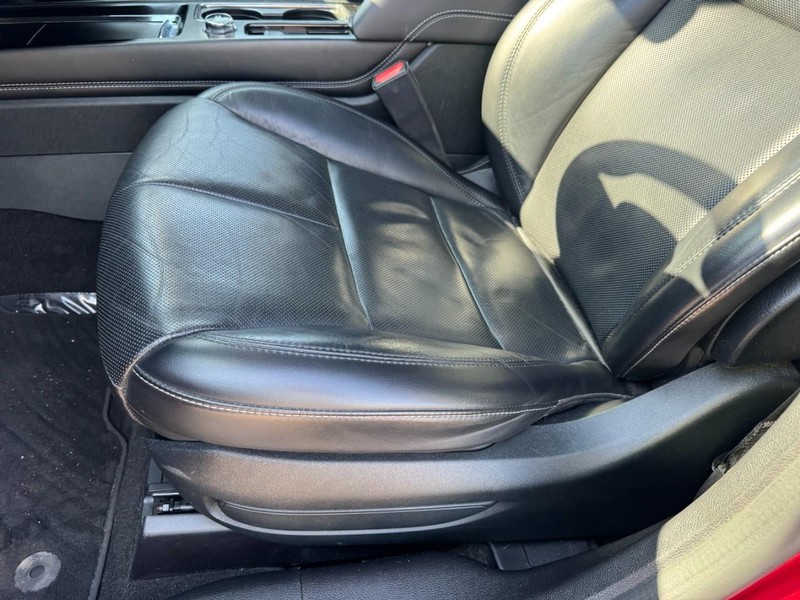 Lincoln Corsair Vehicle Full-screen Gallery Image 26