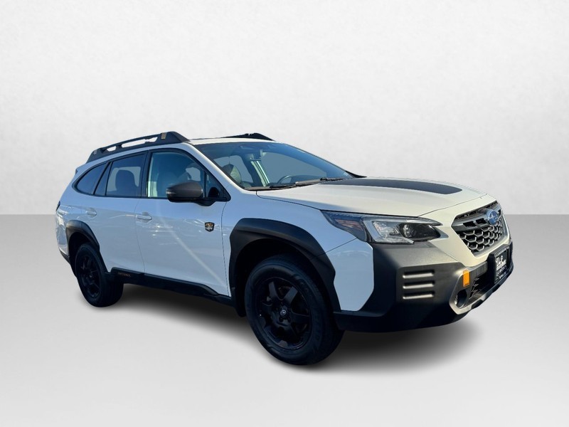 Subaru Outback Vehicle Full-screen Gallery Image 03