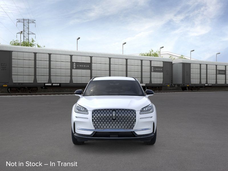 Lincoln Corsair Vehicle Full-screen Gallery Image 06