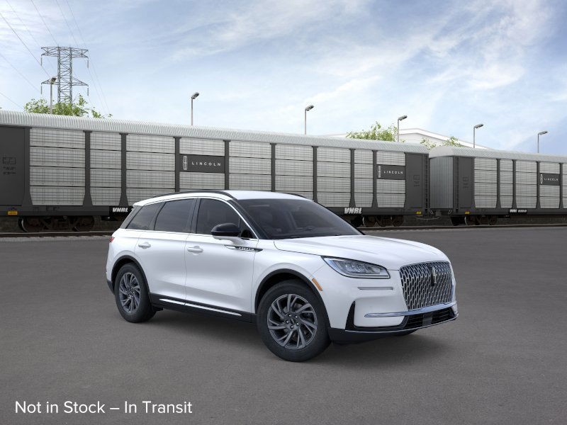 Lincoln Corsair Vehicle Full-screen Gallery Image 07