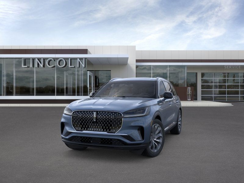 Lincoln Aviator Vehicle Full-screen Gallery Image 02