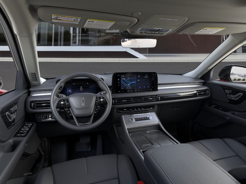 Lincoln Aviator Vehicle Full-screen Gallery Image 09