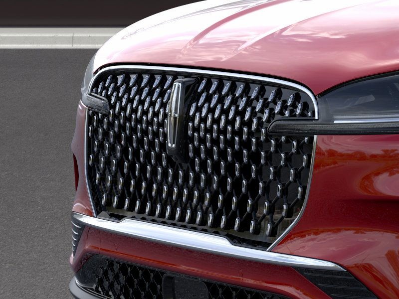 Lincoln Aviator Vehicle Full-screen Gallery Image 17