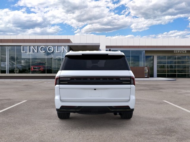 2026 Lincoln Navigator Leather thumbnail image 05