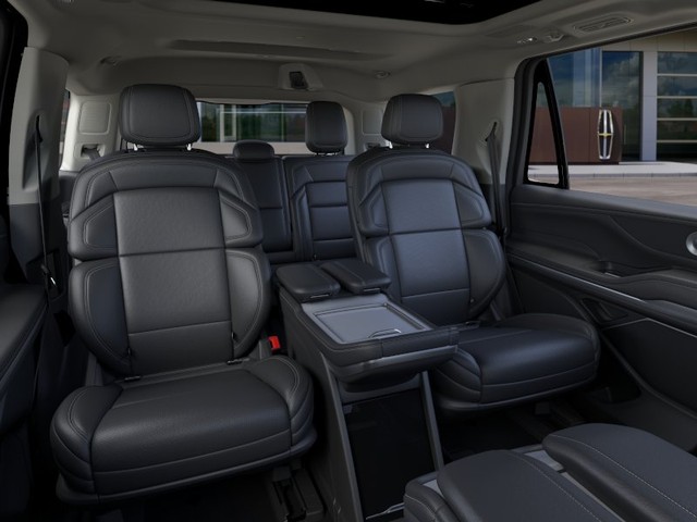 2026 Lincoln Navigator Leather thumbnail image 11