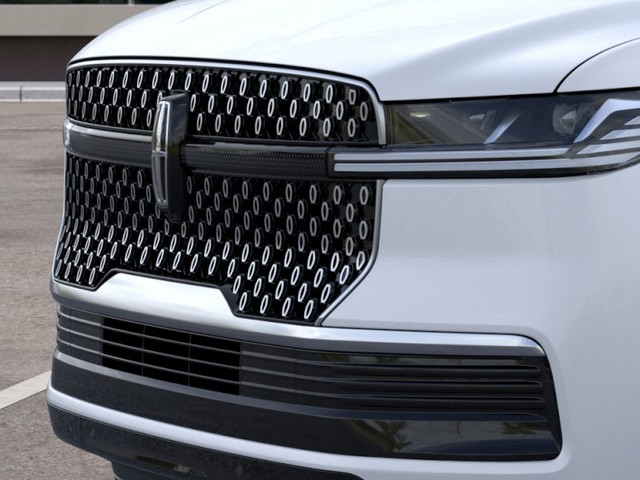 2026 Lincoln Navigator Leather thumbnail image 17