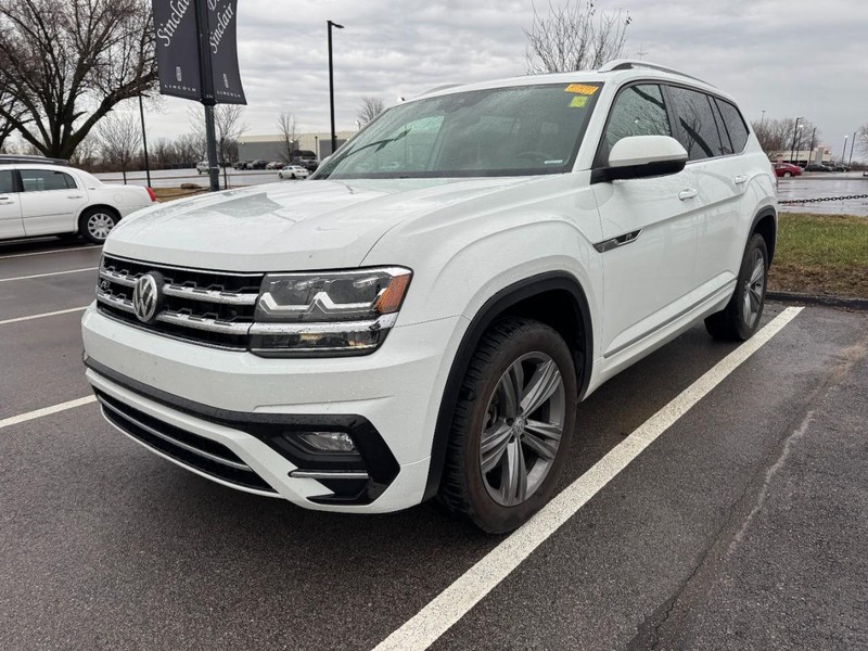 Volkswagen Atlas Vehicle Full-screen Gallery Image 03