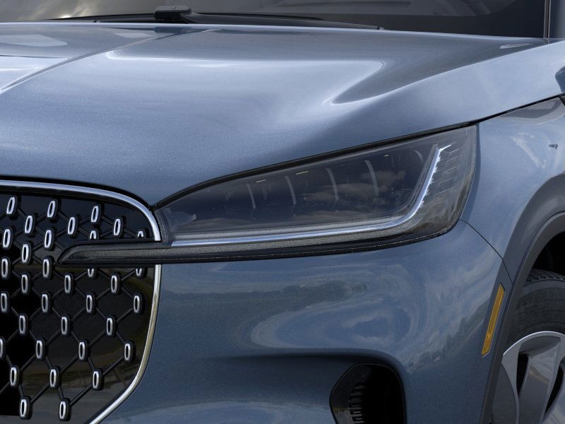 Lincoln Aviator Vehicle Full-screen Gallery Image 18