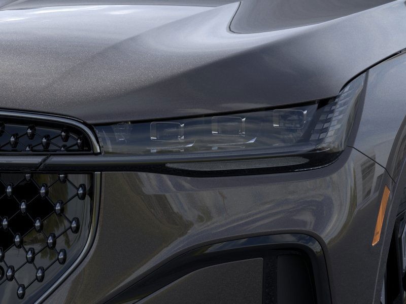 Lincoln Nautilus Vehicle Full-screen Gallery Image 18