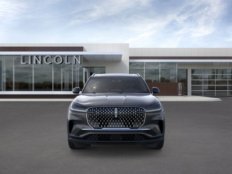 Lincoln Aviator Vehicle Full-screen Gallery Image 06