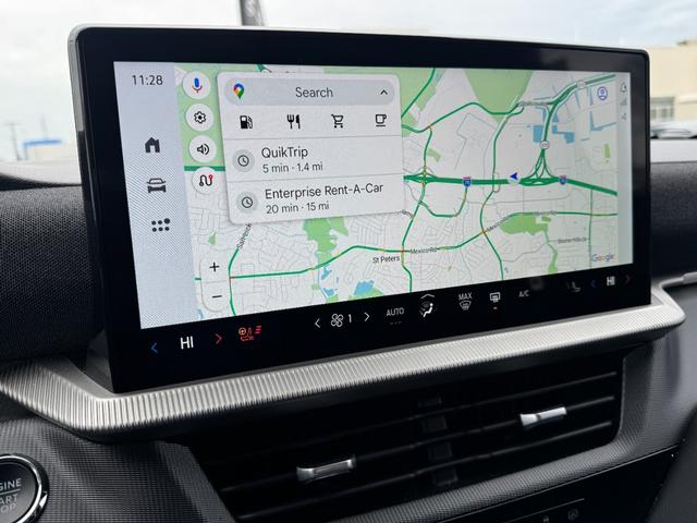 Ford Explorer Vehicle Full-screen Gallery Image 23