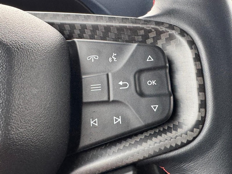 Ford Bronco Vehicle Full-screen Gallery Image 19