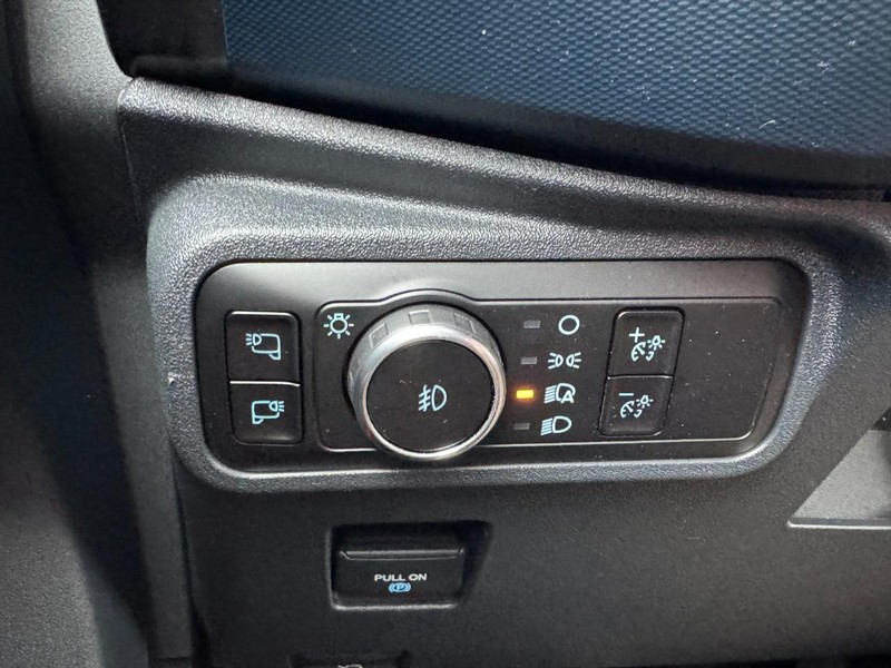 Ford Bronco Vehicle Full-screen Gallery Image 20