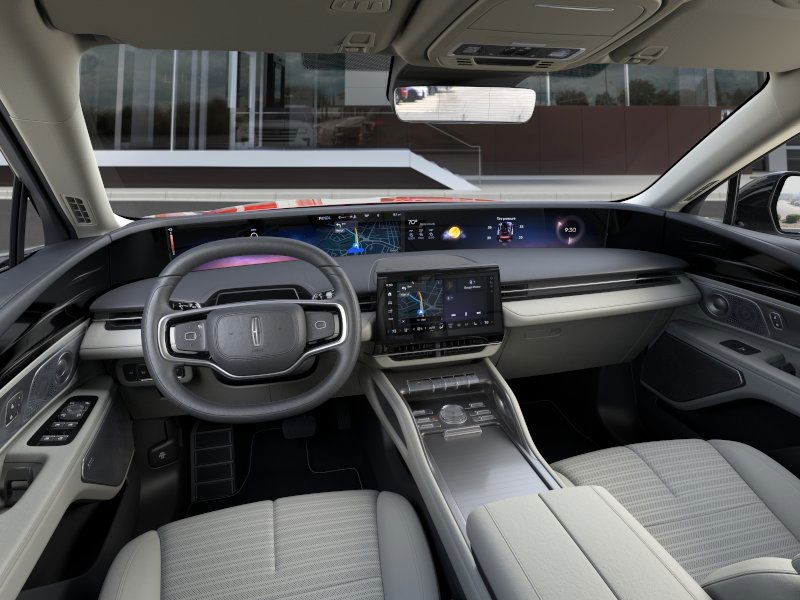 Lincoln Nautilus Vehicle Full-screen Gallery Image 09