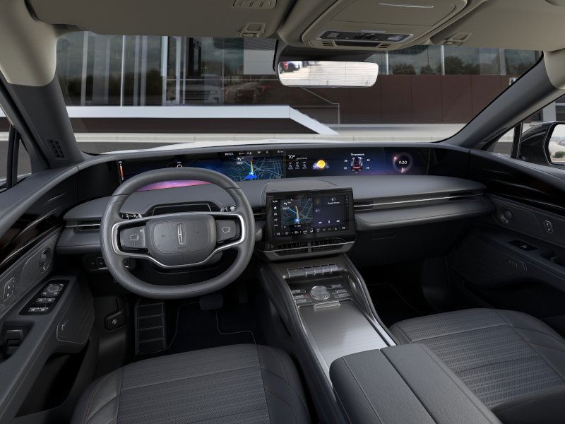 Lincoln Nautilus Vehicle Full-screen Gallery Image 09