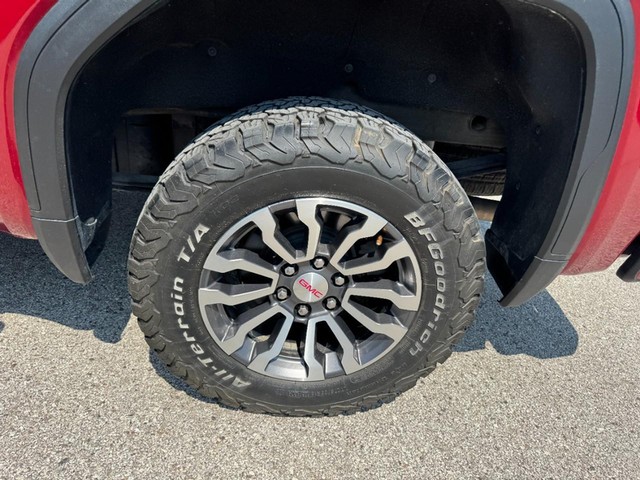 2020 GMC Sierra 1500 4WD AT4 Crew Cab thumbnail image 27