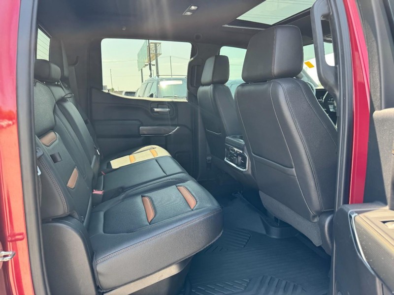 GMC Sierra 1500 Vehicle Full-screen Gallery Image 13