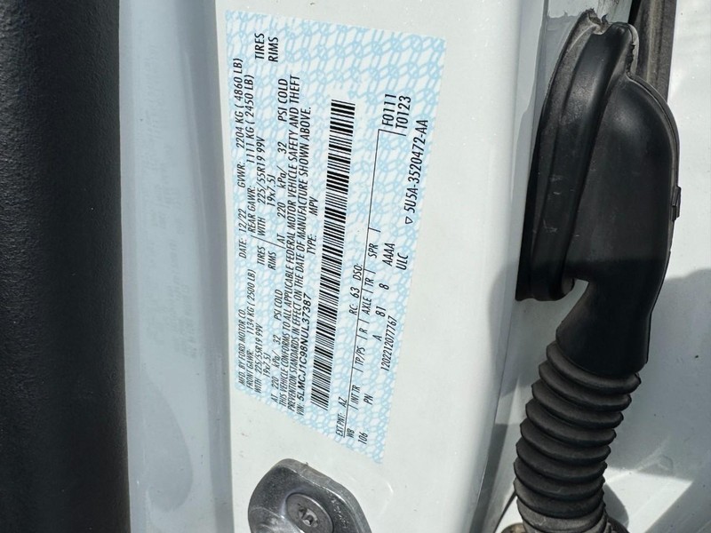 Lincoln Corsair Vehicle Full-screen Gallery Image 28