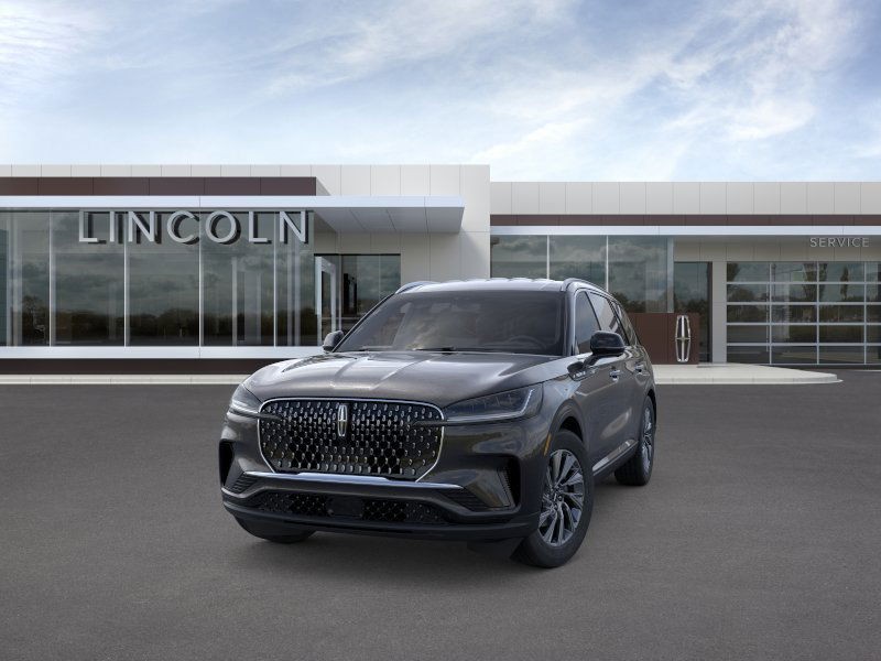 Lincoln Aviator Vehicle Full-screen Gallery Image 02