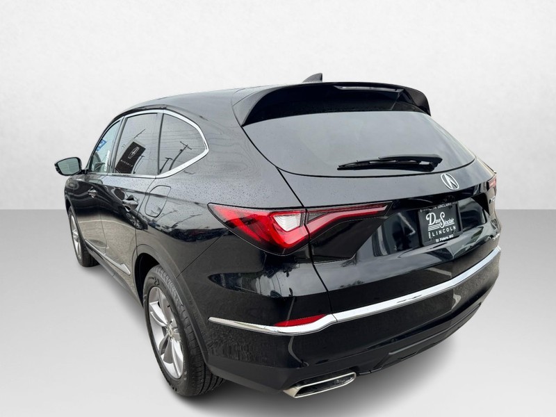 Acura MDX Vehicle Full-screen Gallery Image 07