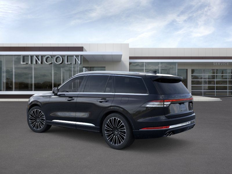 Lincoln Aviator Vehicle Full-screen Gallery Image 04