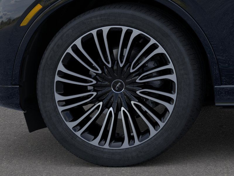 Lincoln Aviator Vehicle Full-screen Gallery Image 19