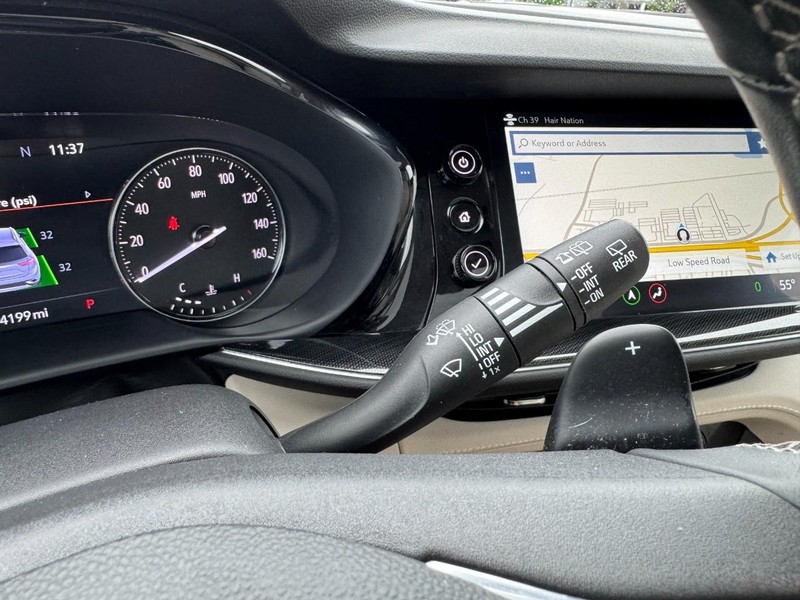 Buick Envision Vehicle Full-screen Gallery Image 21