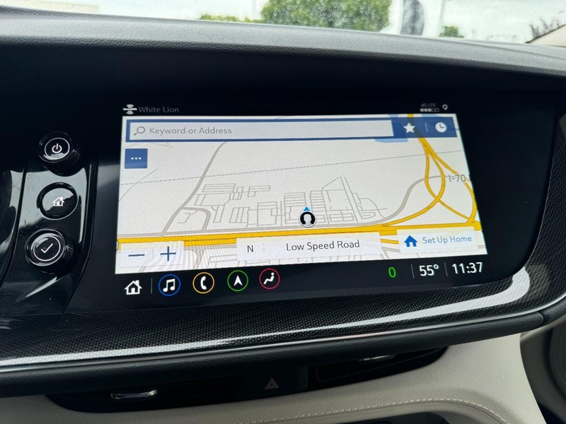 Buick Envision Vehicle Full-screen Gallery Image 23