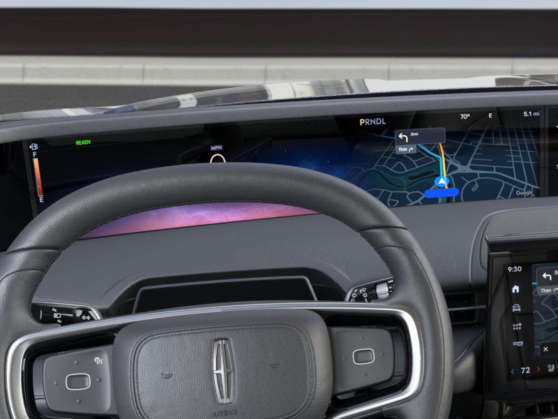 Lincoln Nautilus Vehicle Full-screen Gallery Image 13