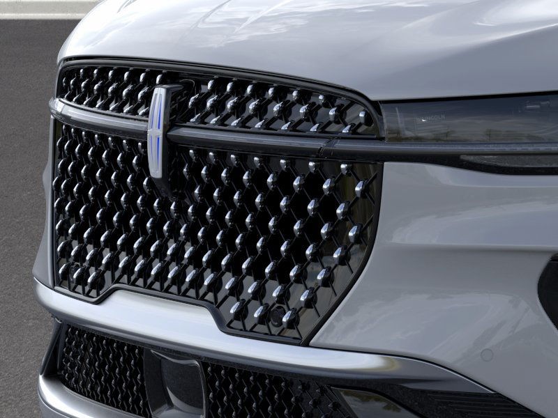 Lincoln Nautilus Vehicle Full-screen Gallery Image 17