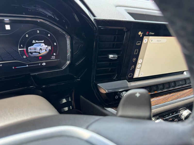 GMC Sierra 1500 Vehicle Full-screen Gallery Image 21