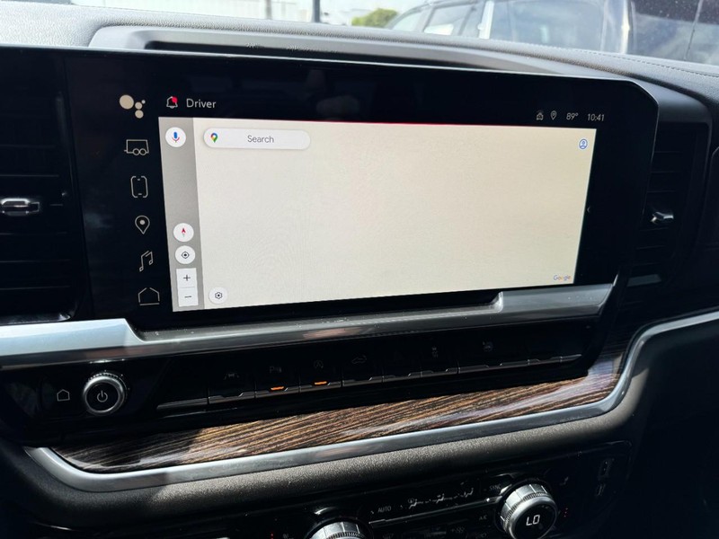 GMC Sierra 1500 Vehicle Full-screen Gallery Image 23