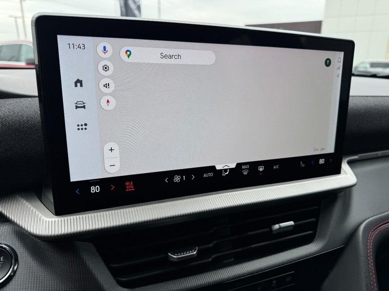 Ford Explorer Vehicle Full-screen Gallery Image 23