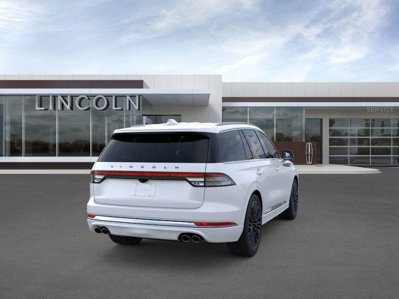 Lincoln Aviator Vehicle Full-screen Gallery Image 08