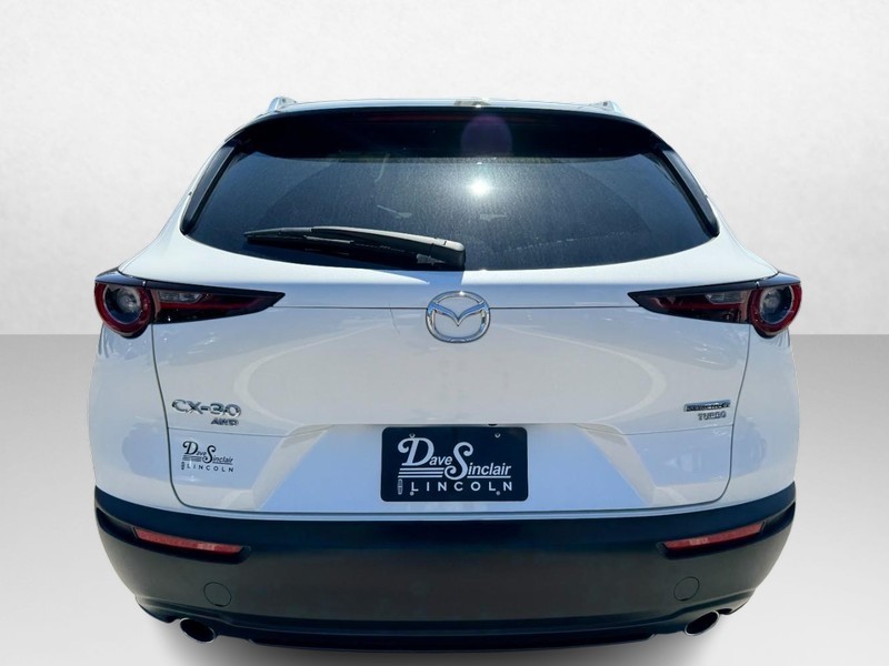 Mazda CX-30 Vehicle Full-screen Gallery Image 06