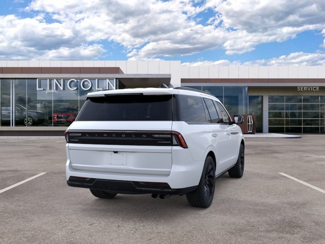 2026 Lincoln Navigator Reserve thumbnail image 08