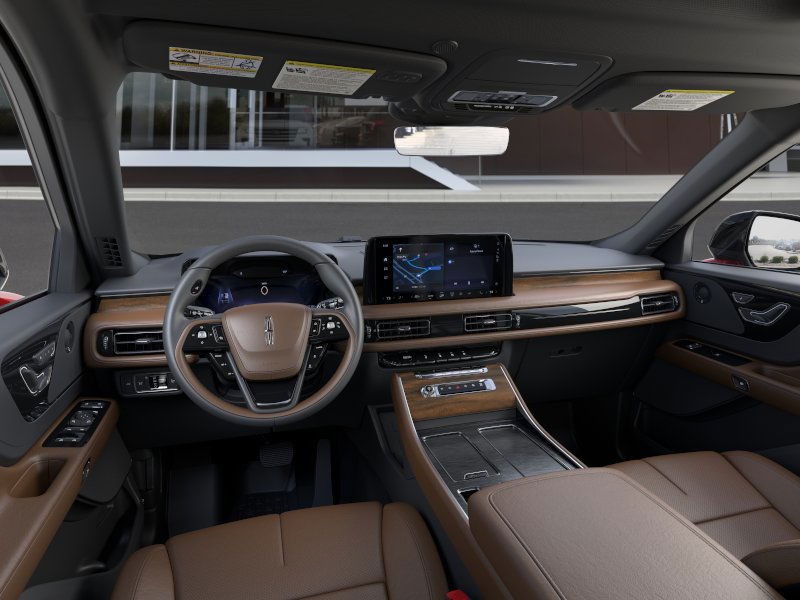 Lincoln Aviator Vehicle Full-screen Gallery Image 09