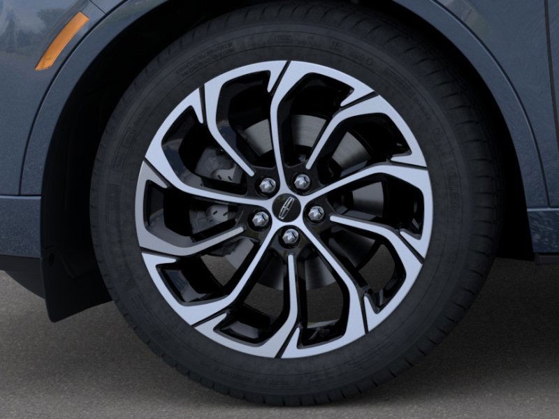 Lincoln Nautilus Vehicle Full-screen Gallery Image 19