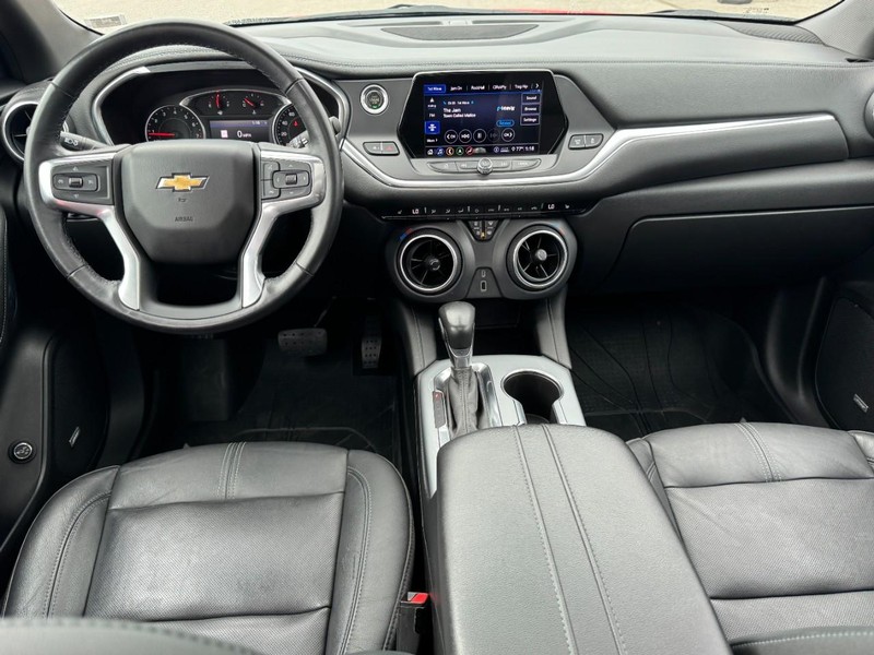 Chevrolet Blazer Vehicle Full-screen Gallery Image 09