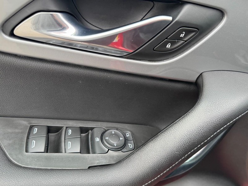 Chevrolet Blazer Vehicle Full-screen Gallery Image 14