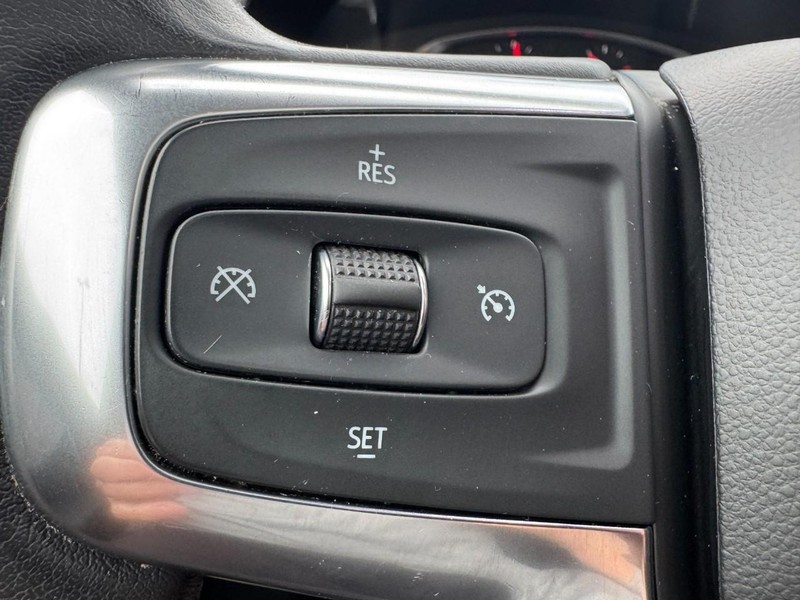 Chevrolet Blazer Vehicle Full-screen Gallery Image 15